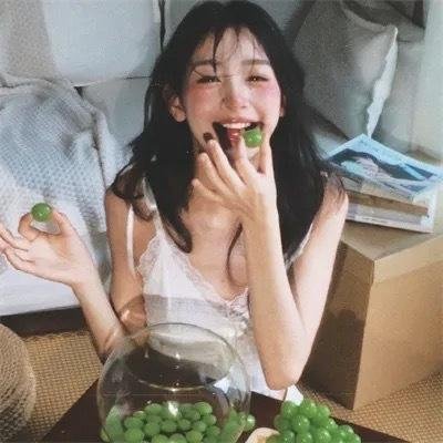 默
